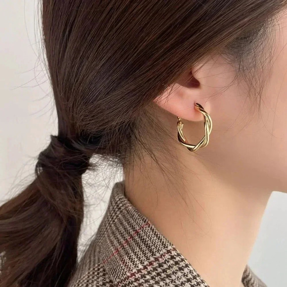 925 Sterling Silver Minimalist Twist Gold Small Hoop Earrings - Picture 4 of 11